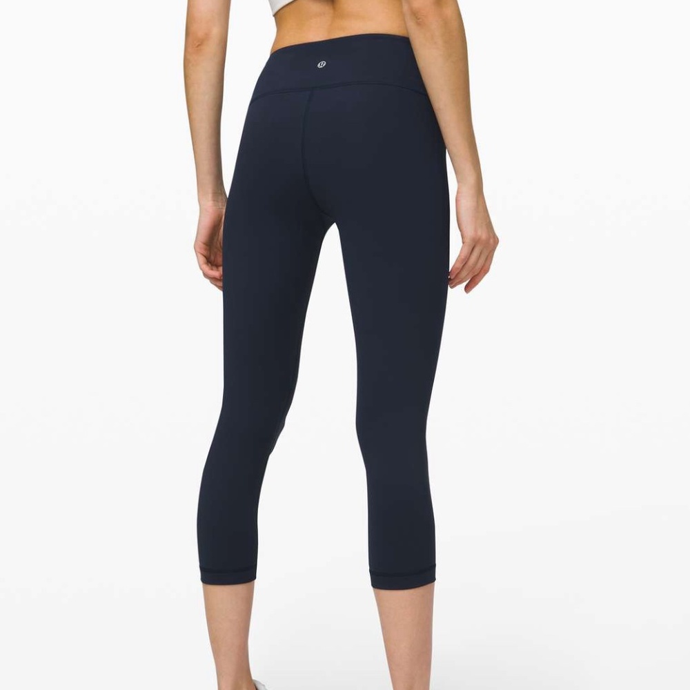 Gently Worn Lululemon "WUNDER UNDER CROP" Size 8, Mid Rise - 3 Pairs Available - Picture 2 of 6